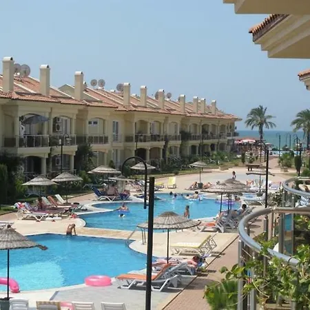 Sunset Beach Club 3 Beds Apts פאטהיה